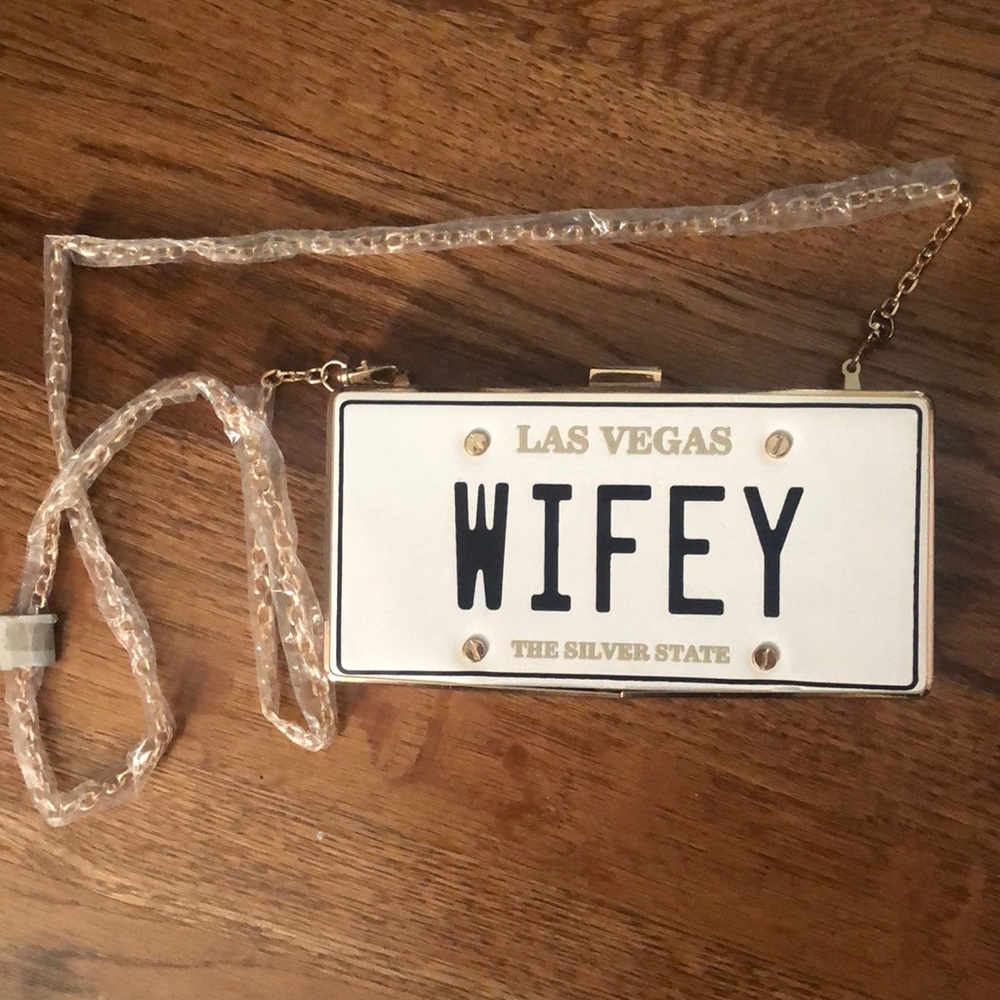 Wifey license plate aldo bag